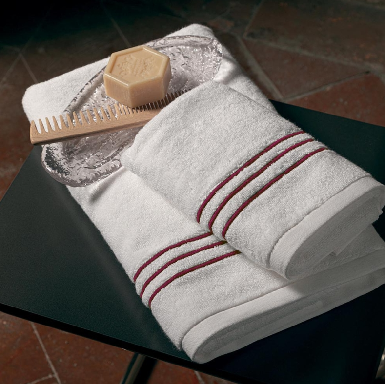Set of 2 towels Isola Bianco+Burgundy