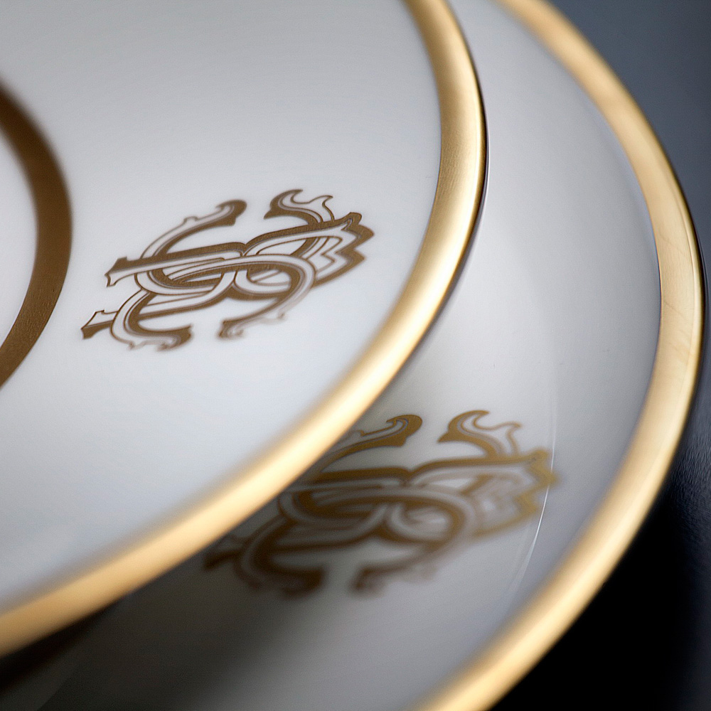 Silk Gold Dinner Plate