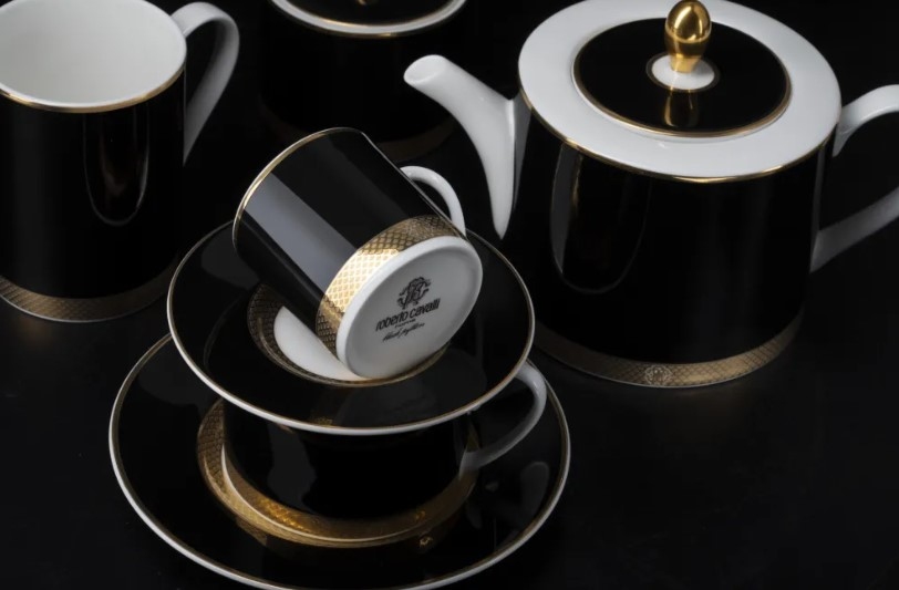 Python Black Set of 6 coffee cups & saucers