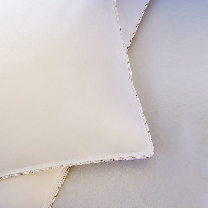 Chateau Light Down Duvet 200X220