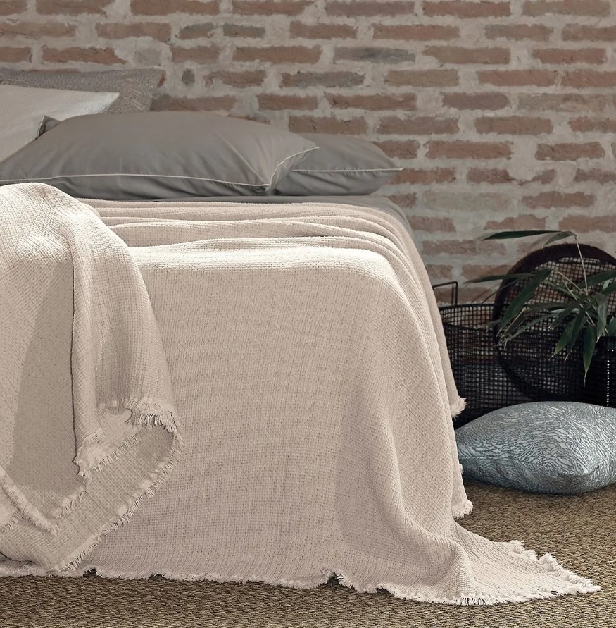 Покрывало Ostuni Liscio 250X260 Beige