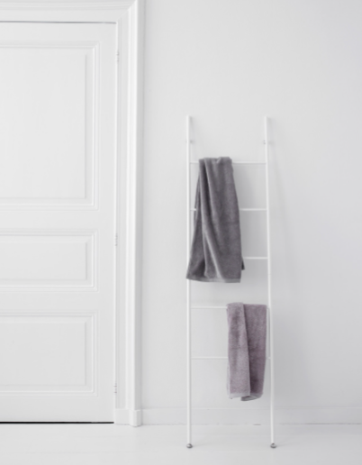 Icon Towel Ladder White